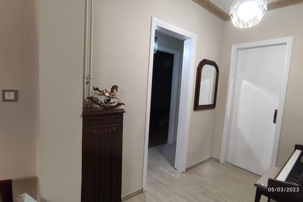Sq Varnava Appartment Athens Exterior photo
